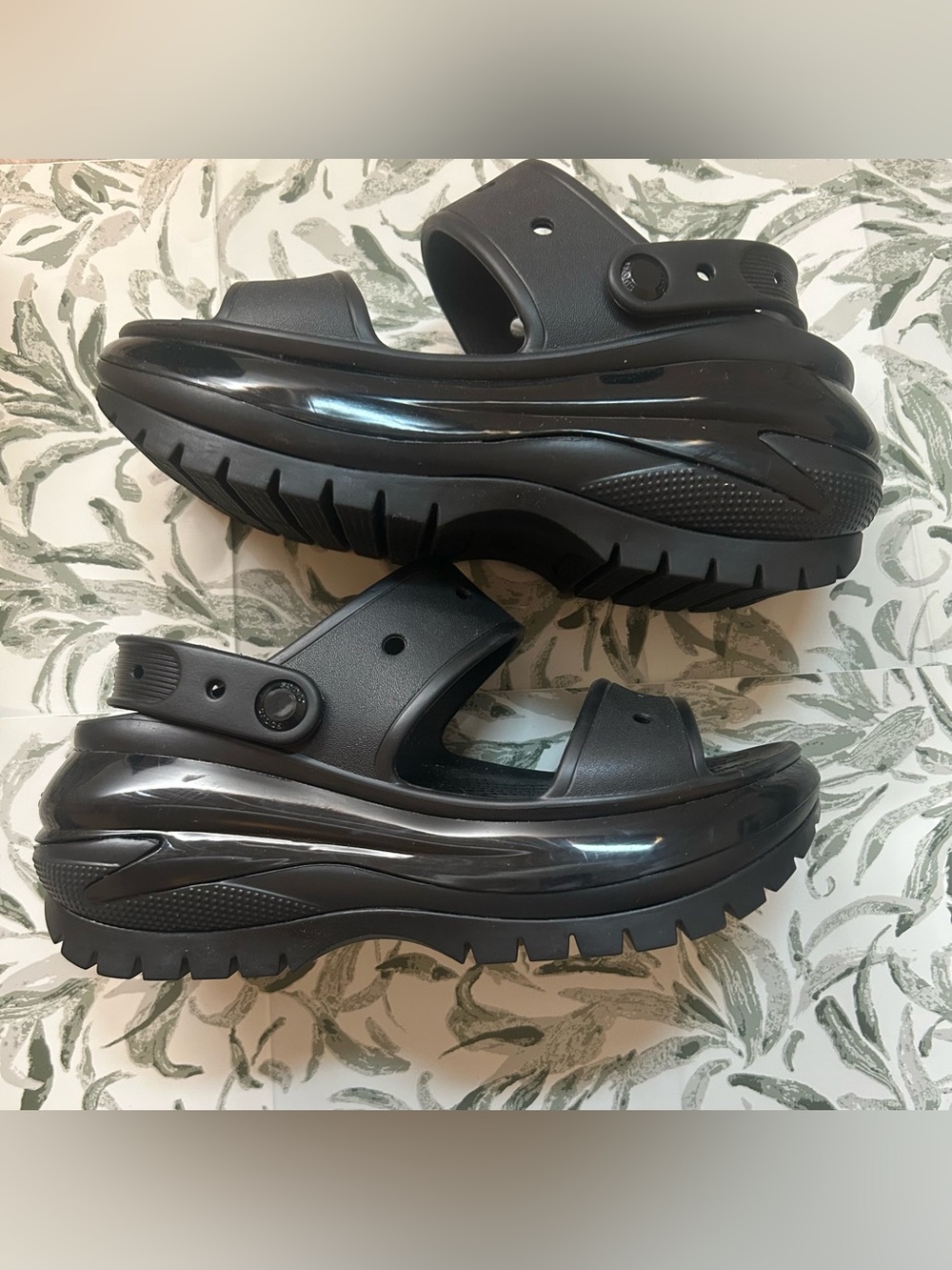 Mega Crush Crocs Black Sandal size 8 - Picture 2 of 7